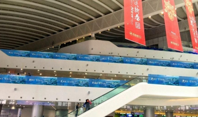 深圳蛇口邮轮中心主楼玻璃贴广告2