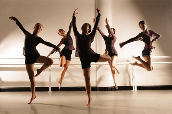 舞蹈培训班应选哪种媒体广告做推广