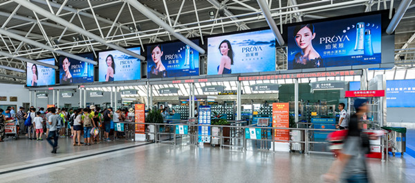 三亚凤凰机场安检口LED屏广告