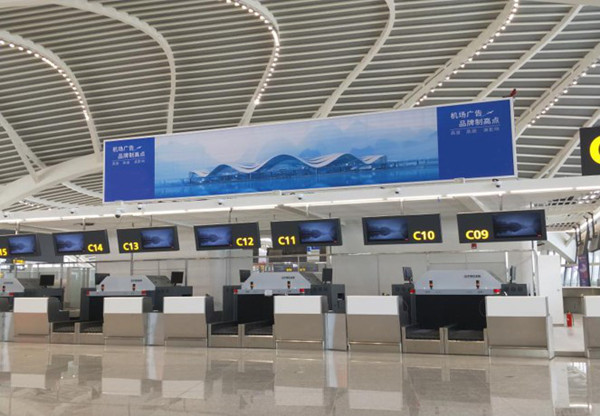 桂林两江国际机场出发区灯箱广告投放价格