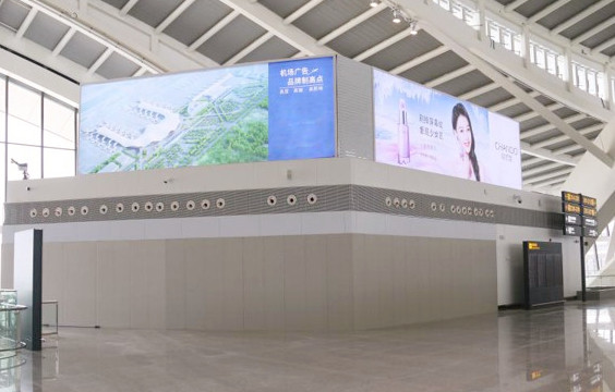 桂林机场灯箱广告