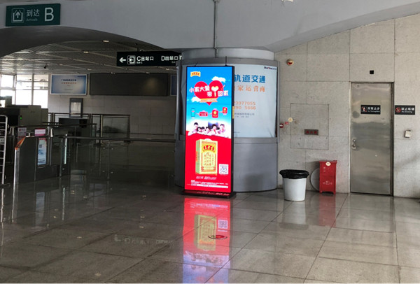 中山站LED刷屏机广告价格