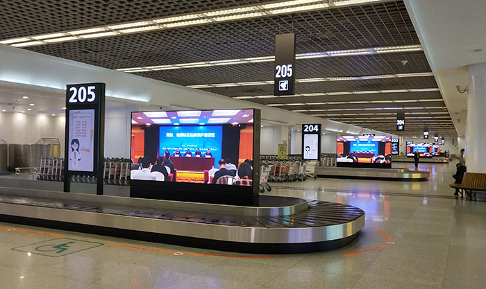 西安机场电子屏广告2
