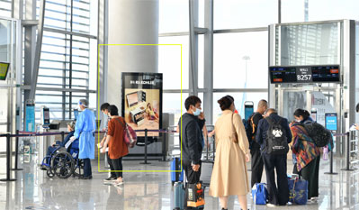 广州机场国内候机大厅刷屏机广告