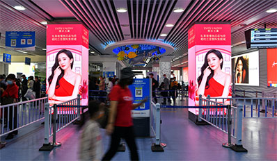 三亚机场T1国内到达包柱LED屏广告