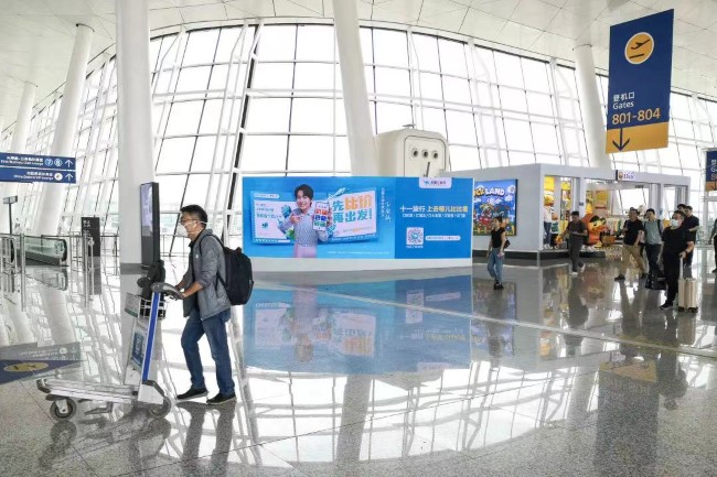 武汉机场广告价格收费，武汉天河机场航站楼出发到达LED大屏广告