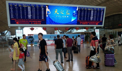 武汉站东西安检口LED屏广告