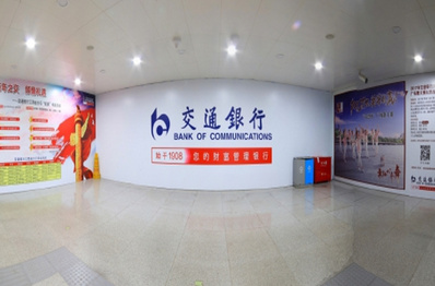 南昌地铁1号线品牌墙+品牌通道组合广告