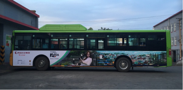 青岛公交车广告