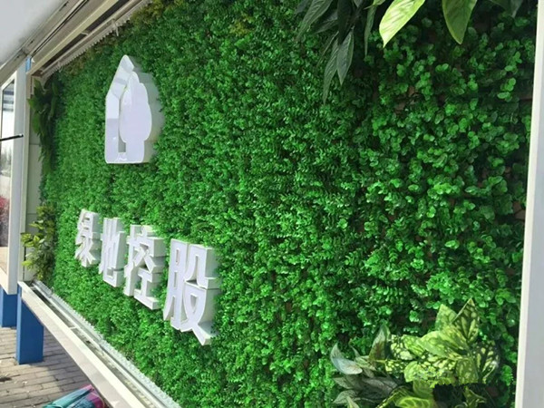 公交候车亭广告