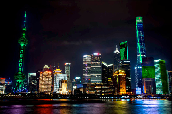 上海中心大厦地标广告