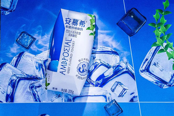 安慕希上海地铁广告