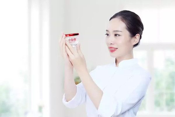 小仙炖燕窝电梯广告