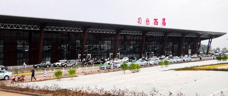 青山机场 青山机场
