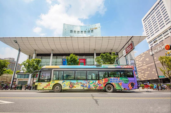 淘宝杭州公交车身广告
