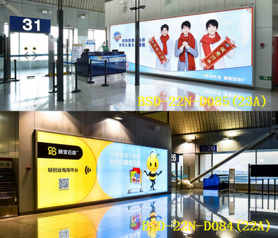 北京首都机场T2国内出发候机区域灯箱广告案例图