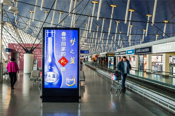 投放上海浦东机场刷屏机广告有什么优势