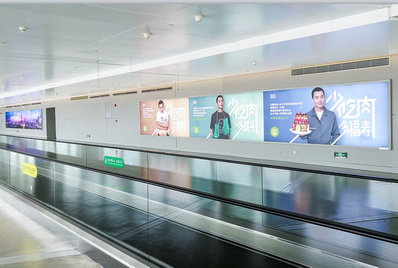 南京机场国际到达墙体灯箱广告