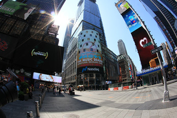 雅克音乐节--纽约纳斯达克LED广告案例