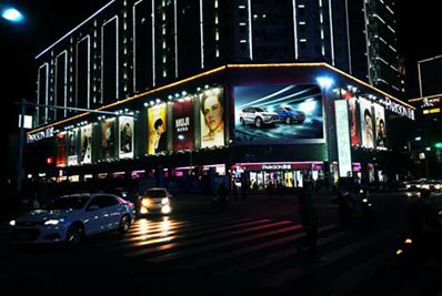 南昌百盛商场LED屏广告