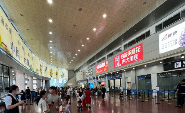 台州路桥机场最大广告牌价格多少钱？台州机场广告面积位置优势