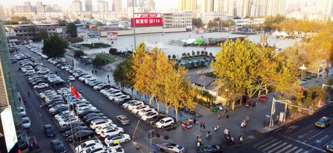 周口户外LED大屏广告价格收费，周口五一文化广场地标大屏LED广告