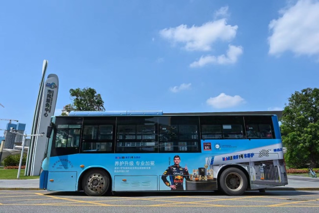 东莞公交广告车身贴纸巴士广告线路案例图，东莞公交车巴士广告价格收费
