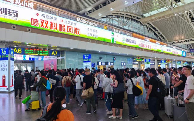 高铁广告投放一个月预计曝光数