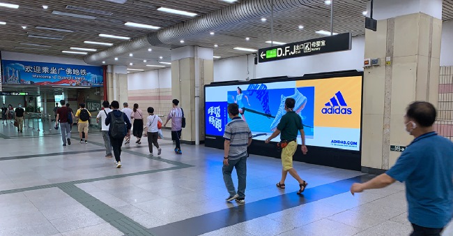 地铁广告投放成本控制方法