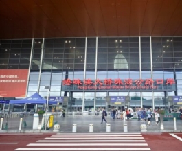 港珠澳大桥珠海公路口岸广告-珠海公路口岸广告价格-珠海口岸广告公司