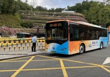 深圳公交车身广告：流动视窗的多维触达价值