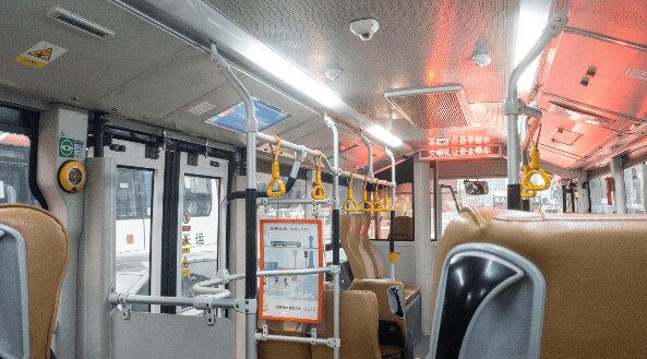 成都公交车内广告价格收费，成都公交车厢海报广告巴士车内广告