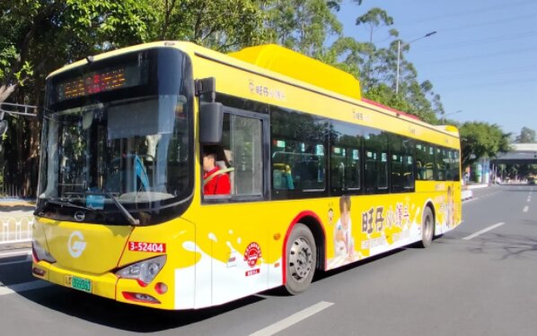 旺仔小馒头-广州公交车身广告