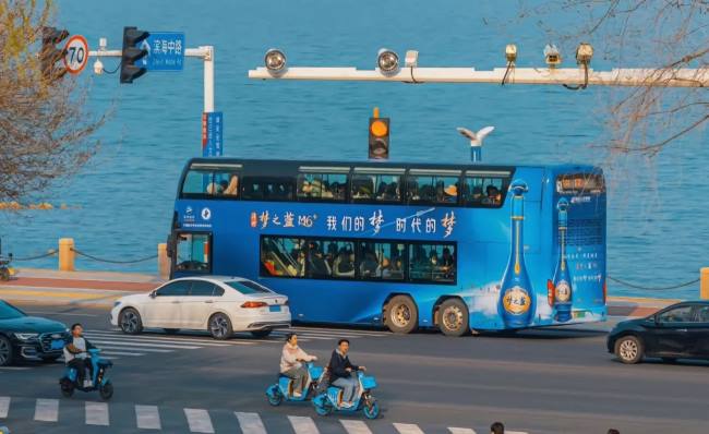 第一户外传媒-烟台公交广告