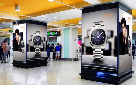 第一户外传媒-三亚凤凰机场T1国内到达行李厅C出口包柱灯箱