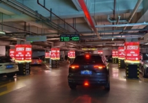 武汉商圈停车场广告：车库灯箱的高效曝光解析