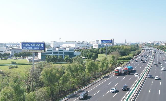 第一户外传媒-沪宁高速无锡段高炮广告