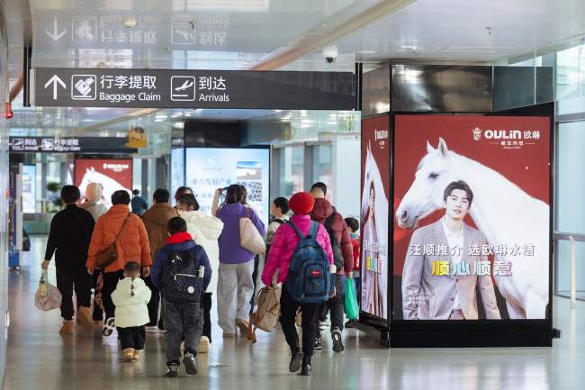 宁波机场T2航站楼到达通廊客流图